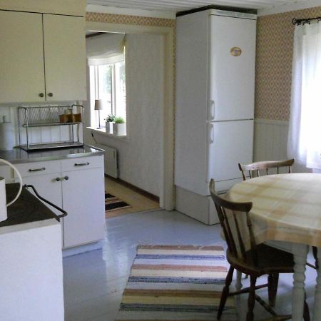 One-Bedroom Holiday Home In Gullabo Exteriör bild